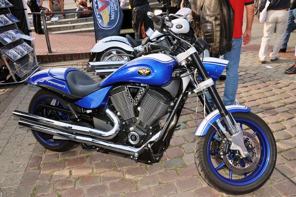 Harley PartyII 2010   013.jpg